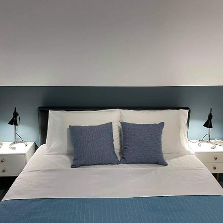 Sabbia Calda Apartments 페리사 외부 사진
