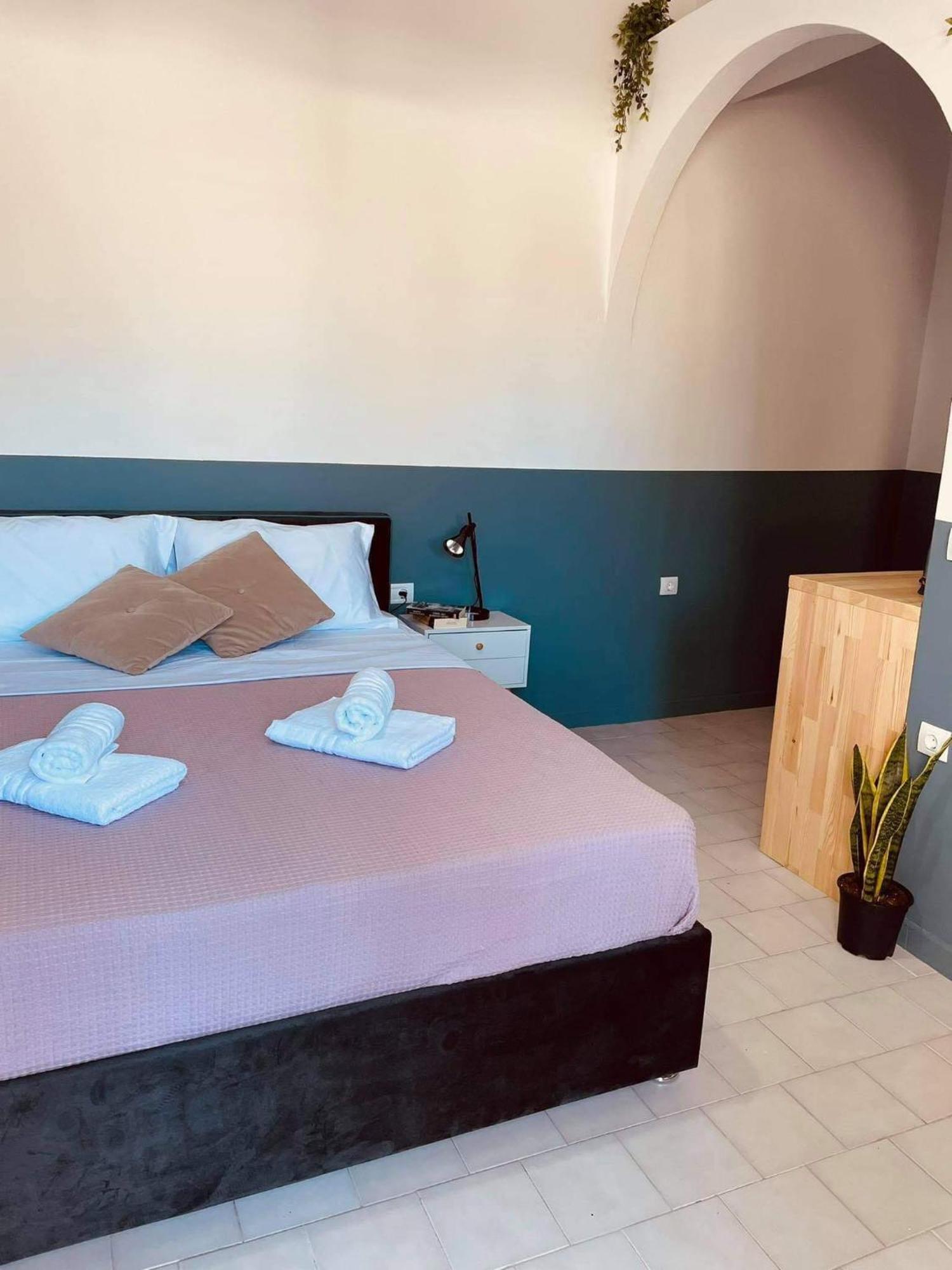 Sabbia Calda Apartments 페리사 외부 사진